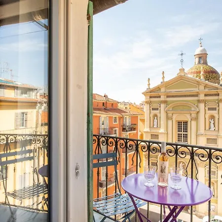 Ross 5- F2, Lumineux, Balcon, Loft, Clim, Vieux-nice Nice
