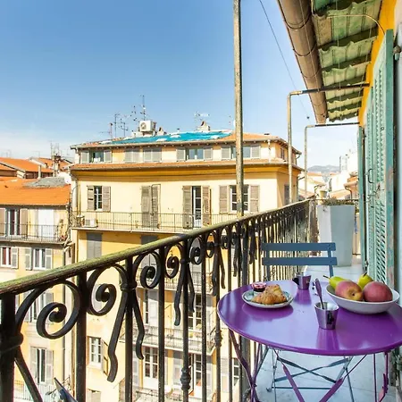 Ross 5- F2, Lumineux, Balcon, Loft, Clim, Vieux-nice