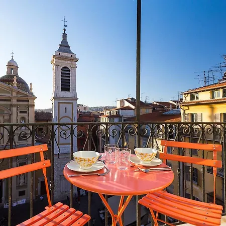 Ross 5- F2, Lumineux, Balcon, Loft, Clim, Vieux-nice Apartment Nice