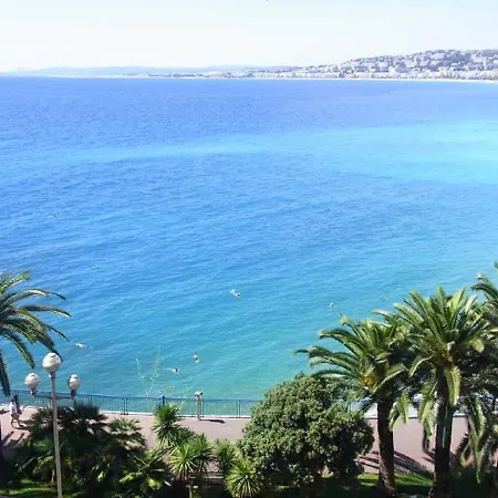 Ross 5- F2, Lumineux, Balcon, Loft, Clim, Vieux-nice * Nice
