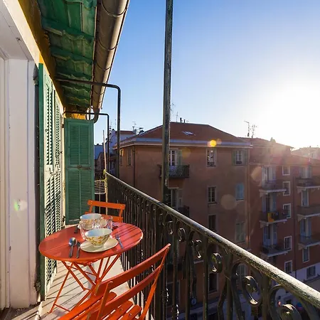 Ross 5- F2, Lumineux, Balcon, Loft, Clim, Vieux-nice 公寓 尼斯